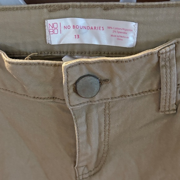 No Boundaries Khaki Trousers - Picture 1 of 4